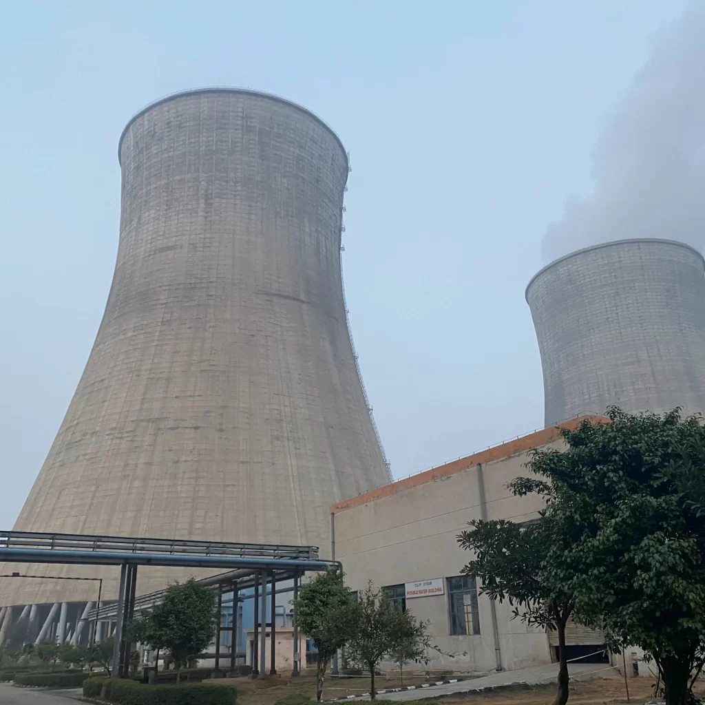 Online Condenser Helium Leak Testing
