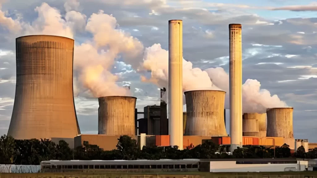 Online Condenser Helium Leak Testing